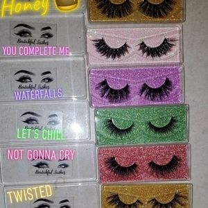 Lashes & more by my Tia